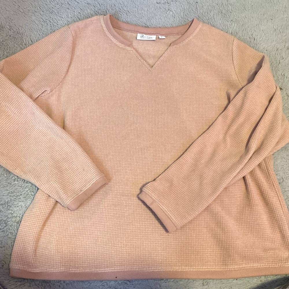 D & co coral sweater